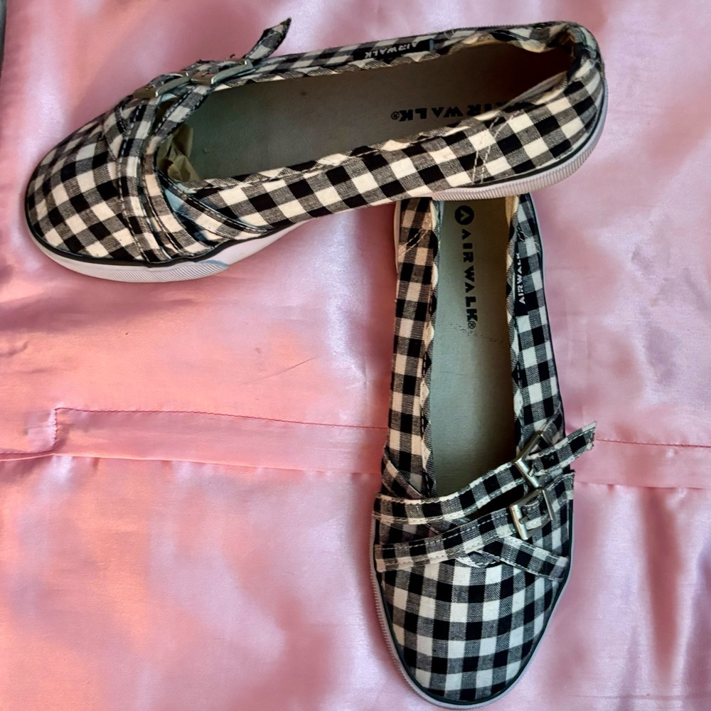 Airwalk checkered slip-on sneakers, Size 7